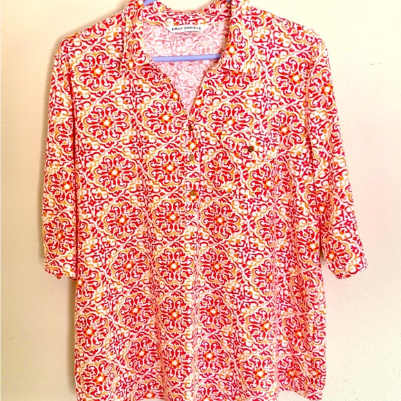 Emily Daniels Tops - Emily Daniels XL top Great Colors